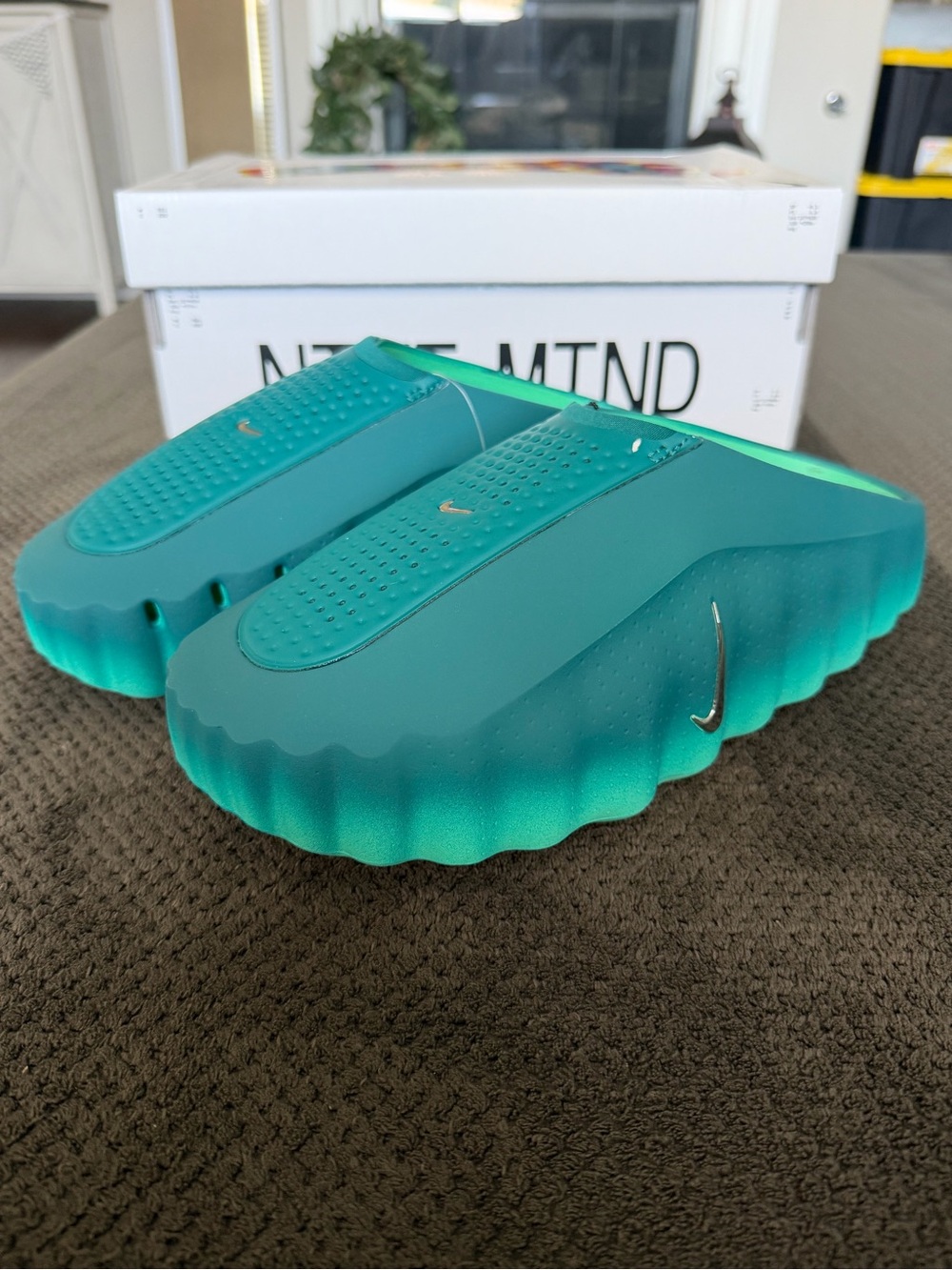 Nike Mind 001 slides in Geode Teal size 12M